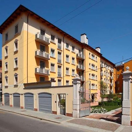 Residenza Carracci Aparthotel โบโลญญา ภายนอก รูปภาพ